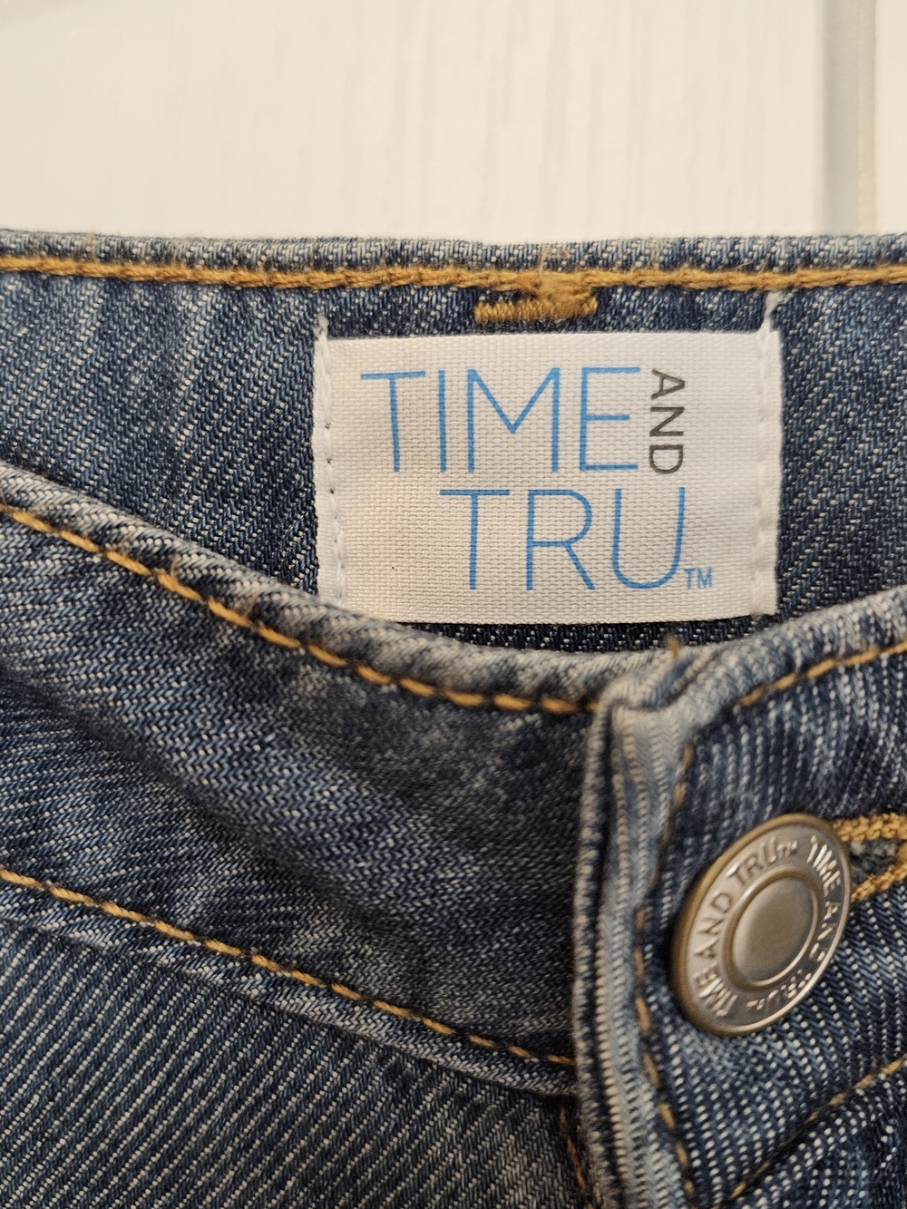 Time and Tru Wide Leg Jeans – Size 2 – New With Tags - Picture 8 of 12
